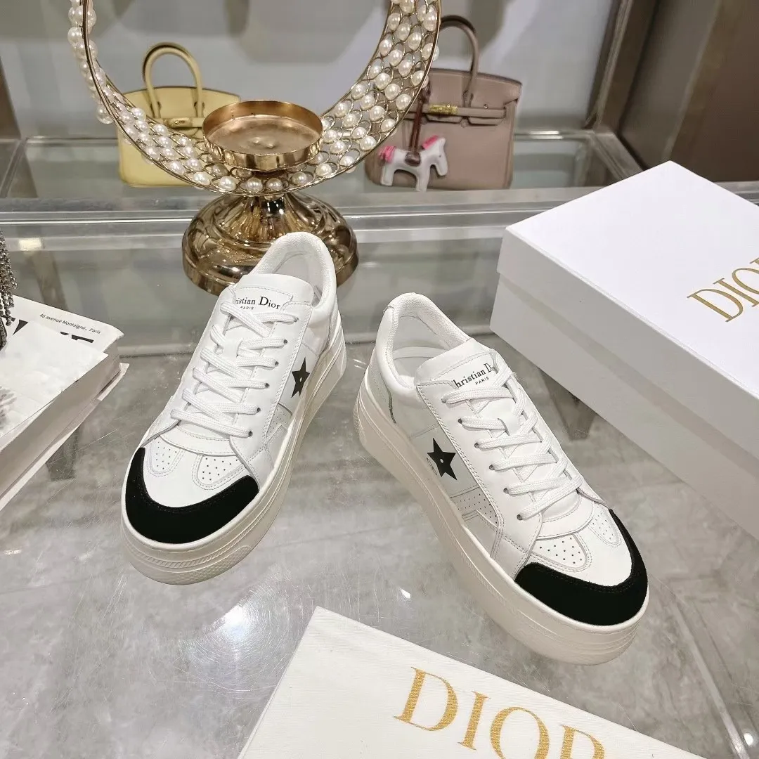 👟👟Ex-factory price 480👟👟 DIOR Dior's new thick-soled sports white shoes, made of first-layer cowhide, breathable mesh inside, sheepskin for foot pads, and lightweight outsole. Size: 35-40 (41 customized)